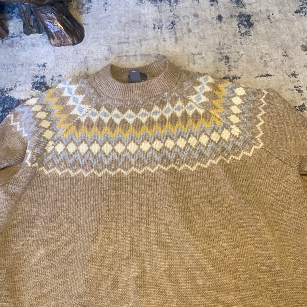 Sweater cool design.